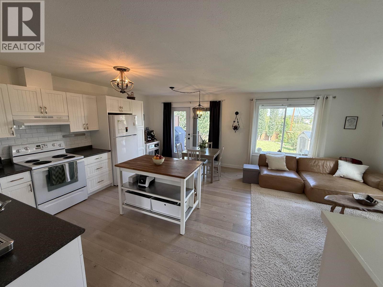 10008 112 AVENUE - 4