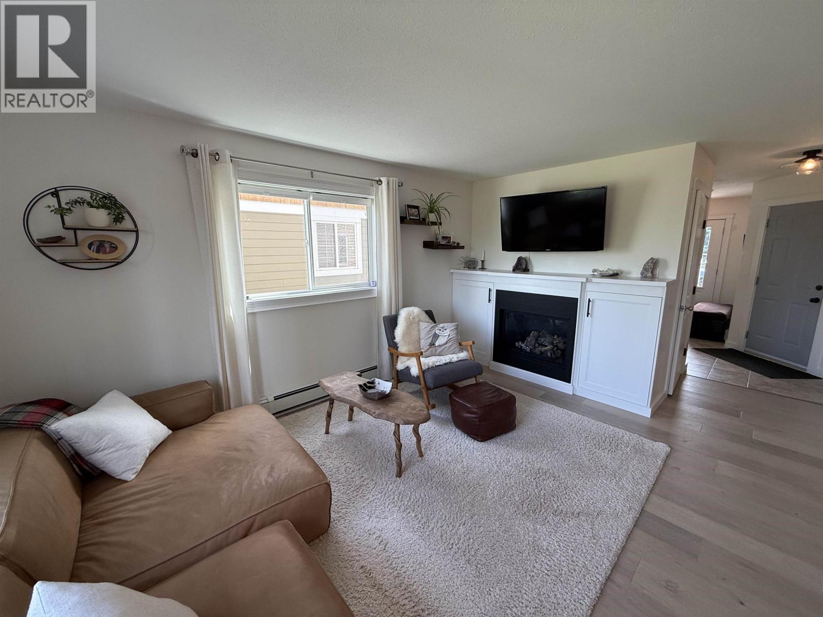 10008 112 AVENUE - 8
