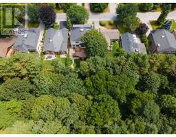 14 Tremont Crescent, Toronto, ON M3B2S1 Photo 49