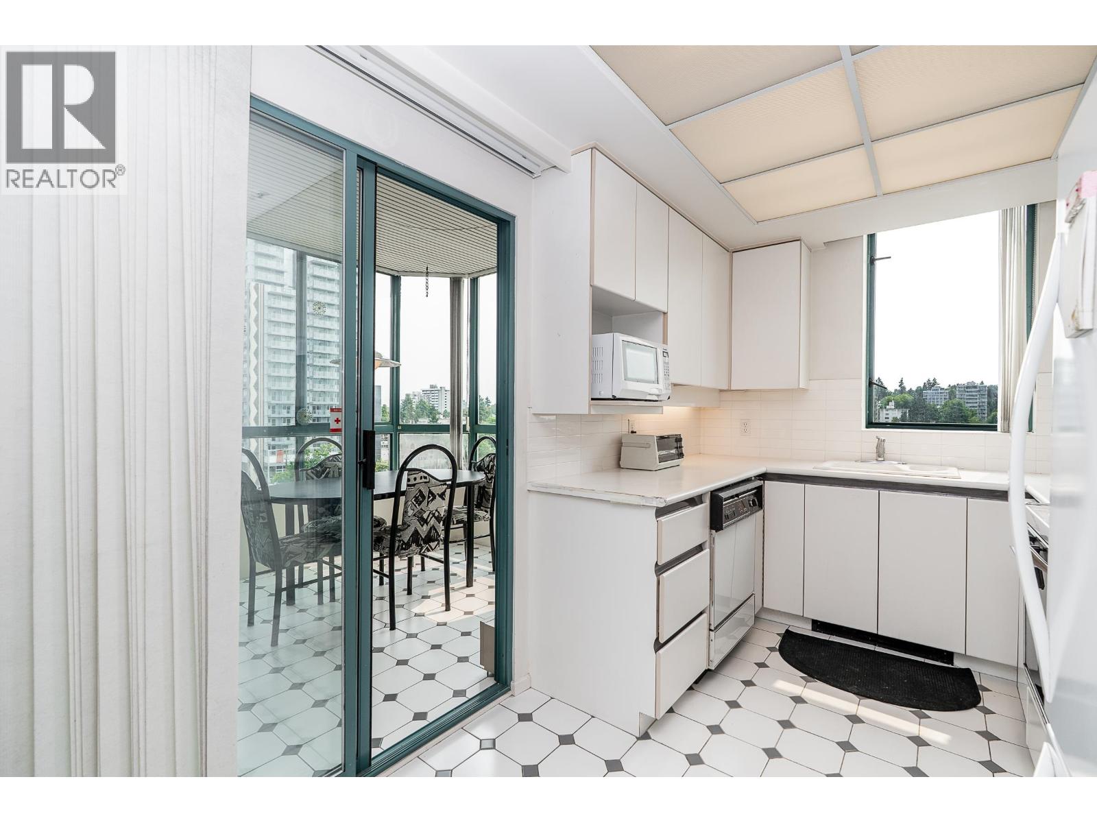 2 Bed, 2 Bath Apartment for Sale in Vancouver – 804 1355 W BROADWAY, Vancouver – MLS# R3153305 - Image 30