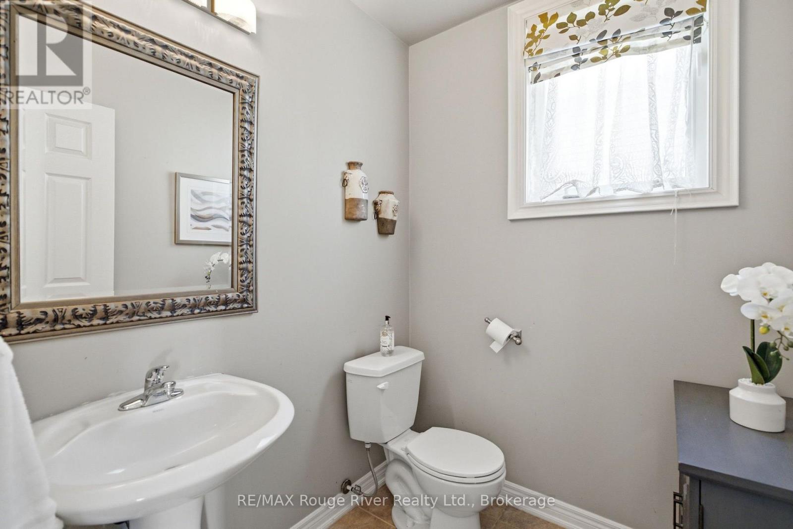 18 RAINBOW CRESCENT - Image 16