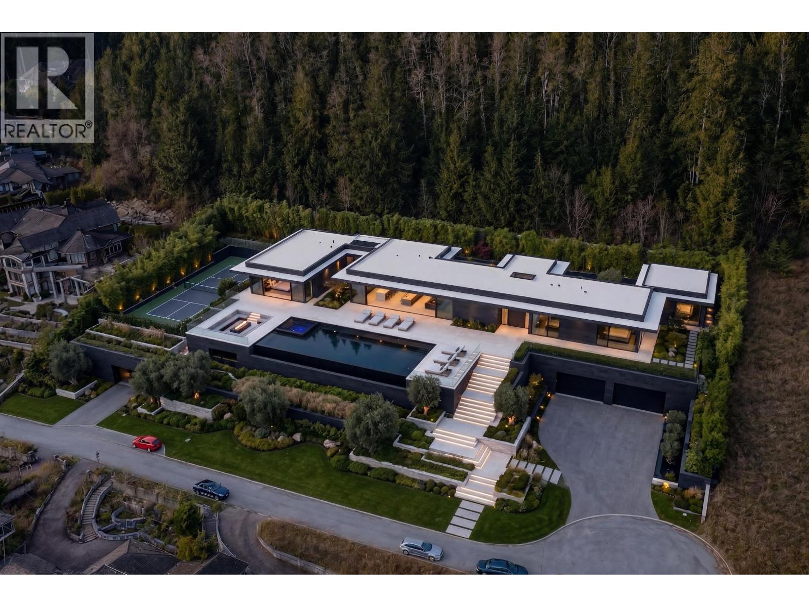 2345 KADLEC COURT, West Vancouver