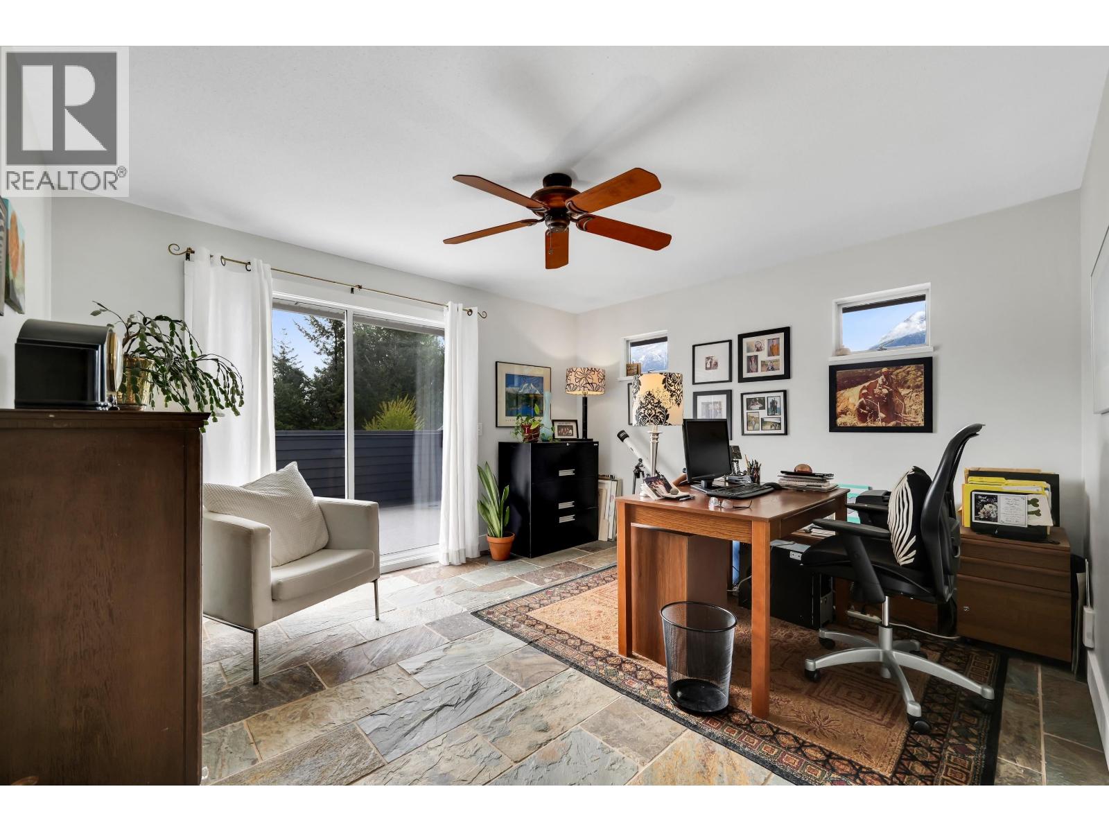 1014 LANARK PLACE, Squamish