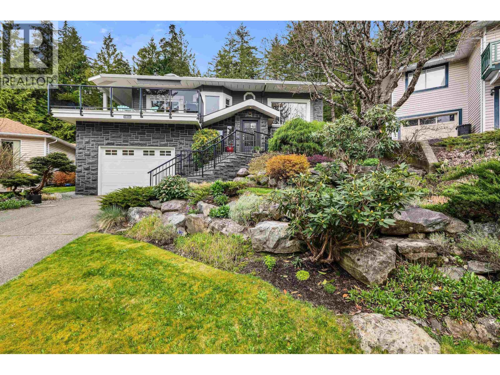 1014 LANARK PLACE, Squamish