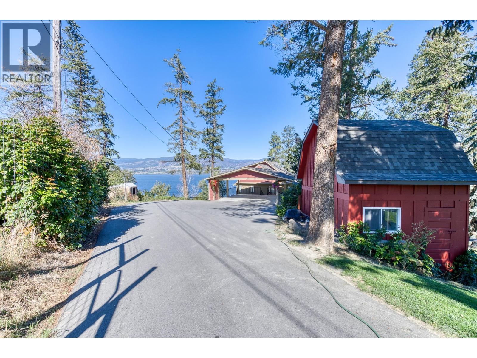  4852-4858 Lakeshore Road, Kelowna