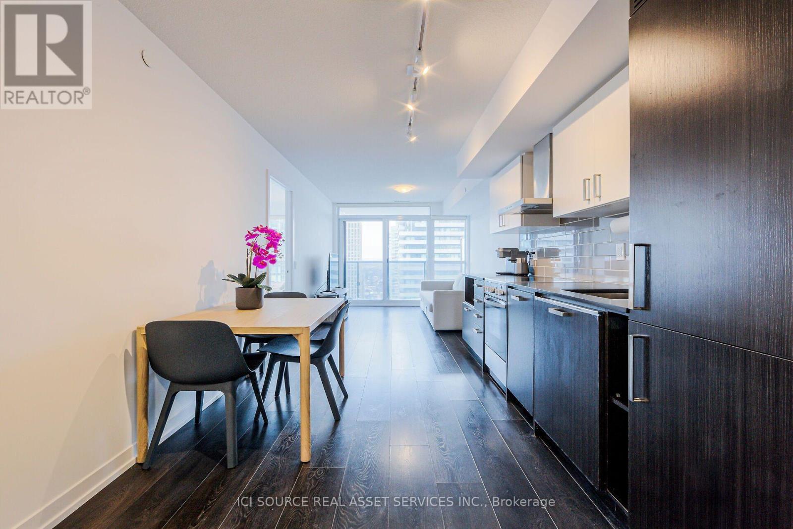 Photo of 125 Redpath Avenue