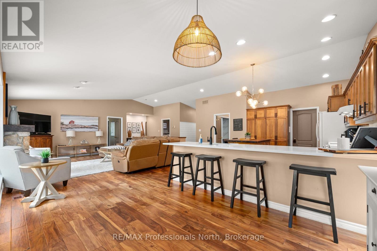 1044 ELK DRIVE - 12
