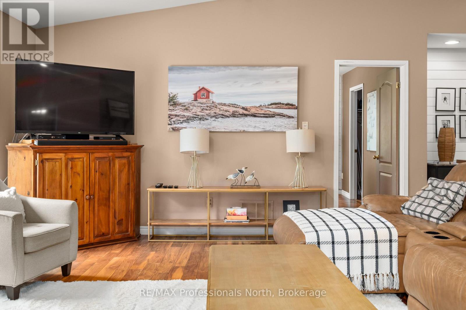 1044 ELK DRIVE - Image 18