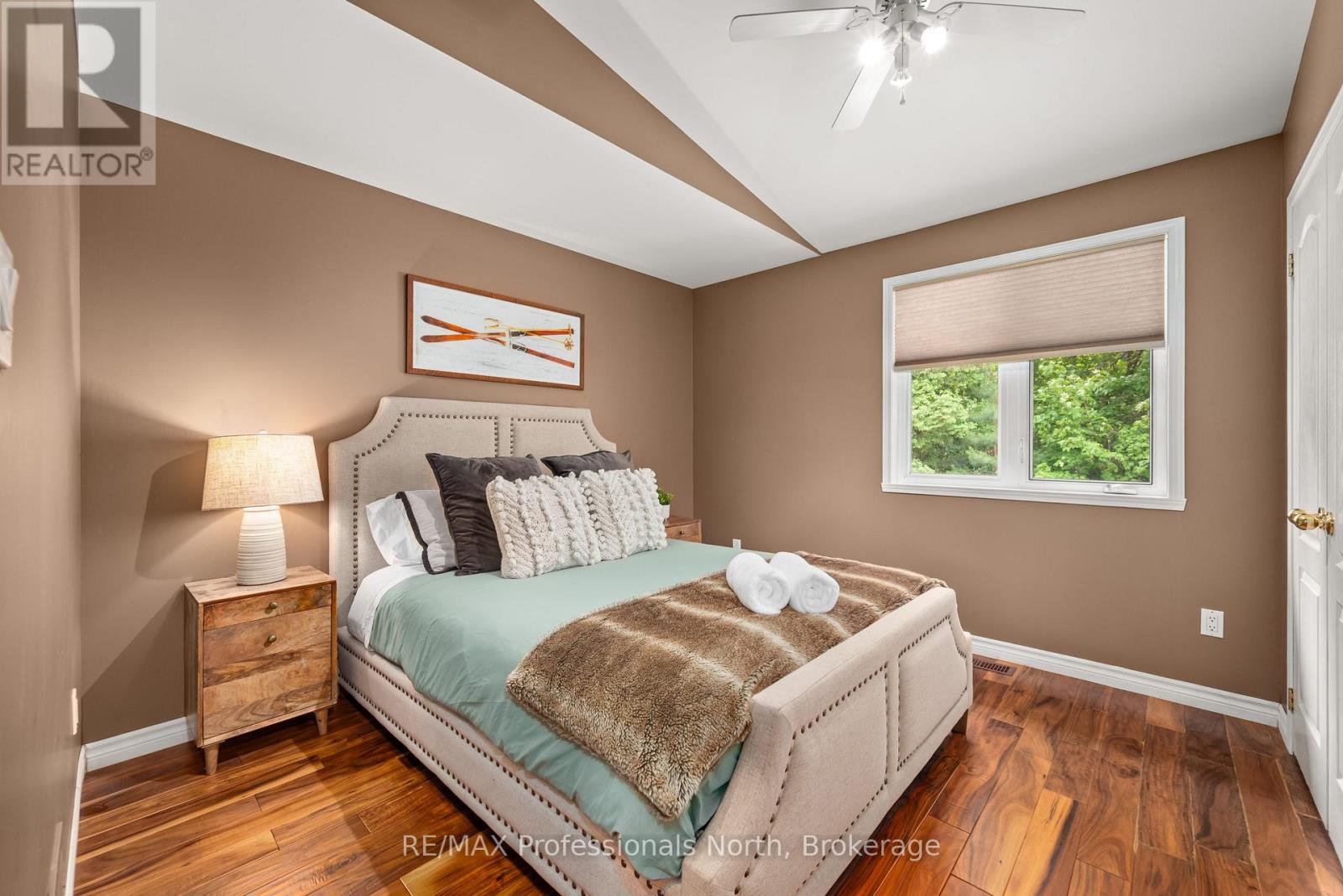 1044 ELK DRIVE - 22
