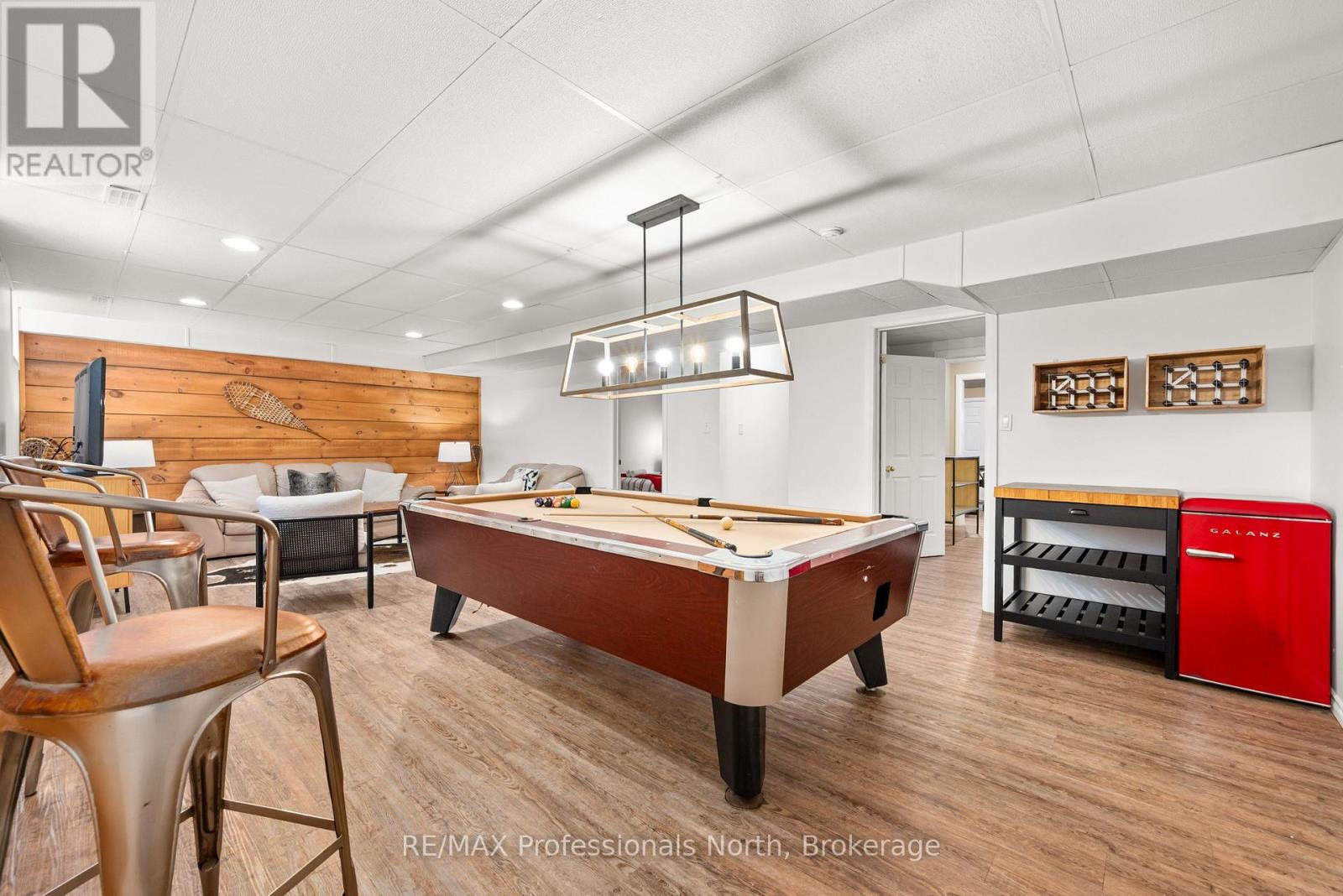 1044 ELK DRIVE - 32