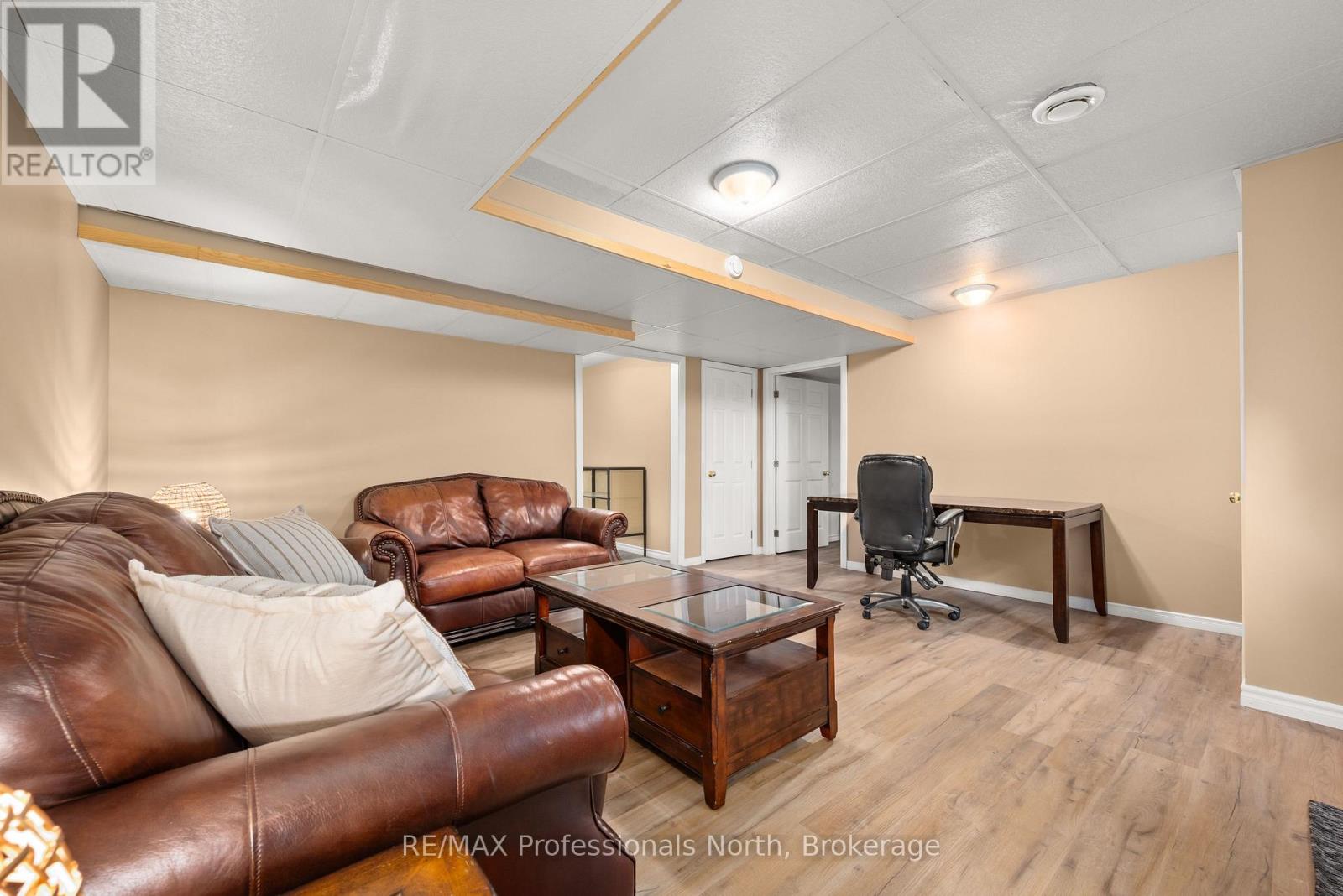 1044 ELK DRIVE - 40