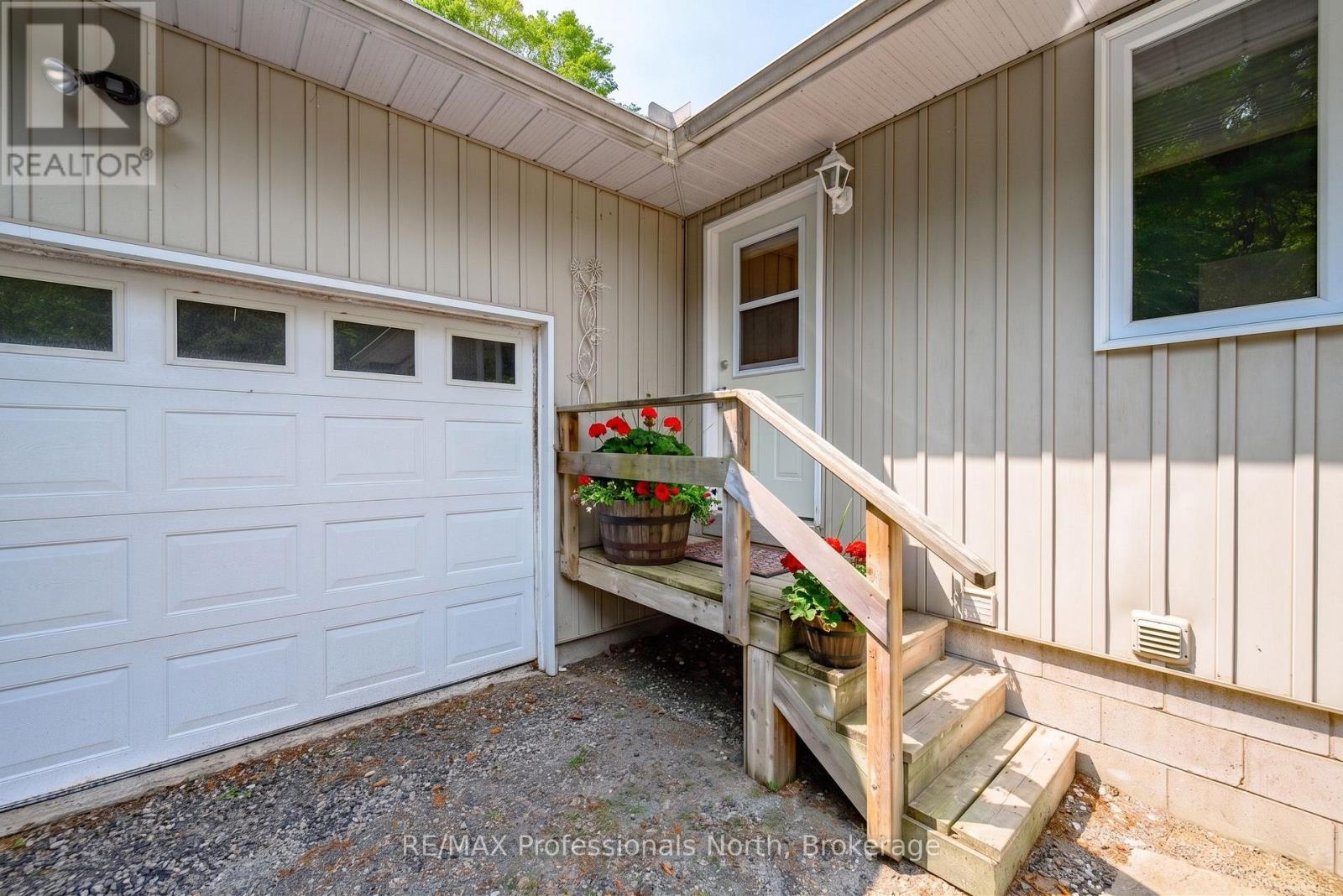 1044 ELK DRIVE - 6