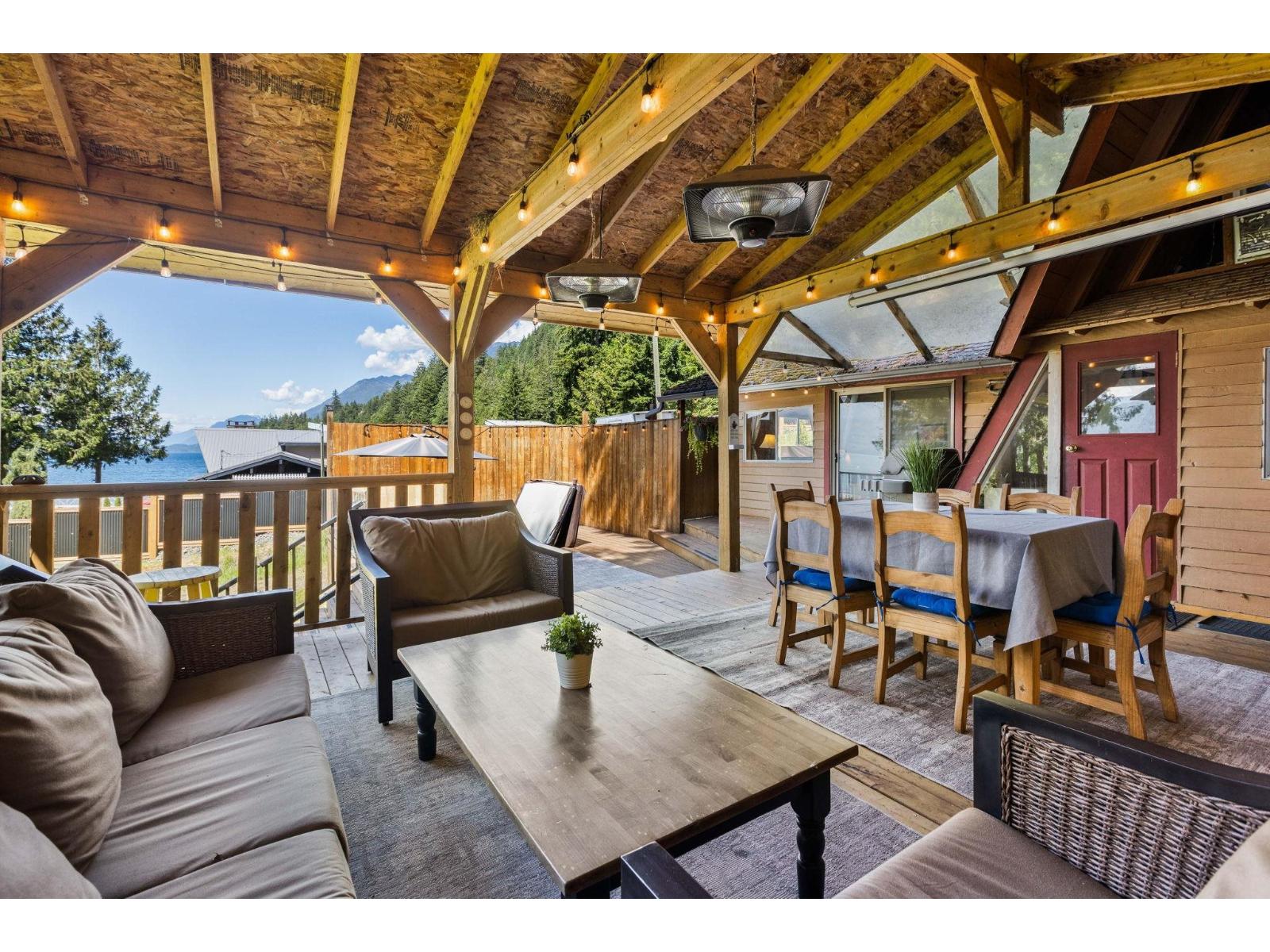 6535 ROCKWELL DRIVE, Harrison Lake, Harrison Hot Springs