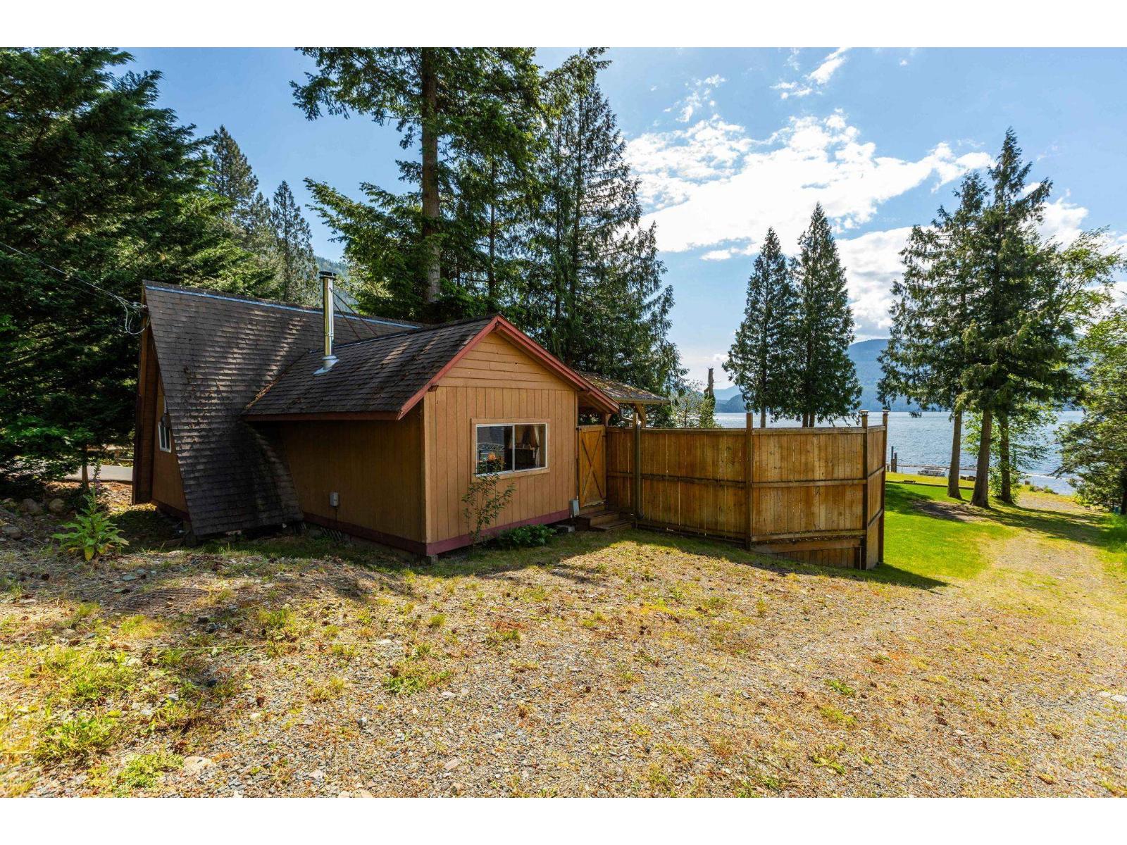 6535 ROCKWELL DRIVE, Harrison Lake, Harrison Hot Springs