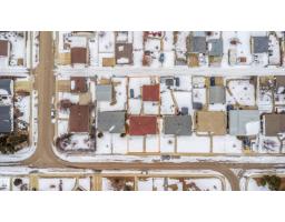 Primary Bedroom - 7911 145 Av Nw Nw, Edmonton, AB T5C2S8 Photo 6