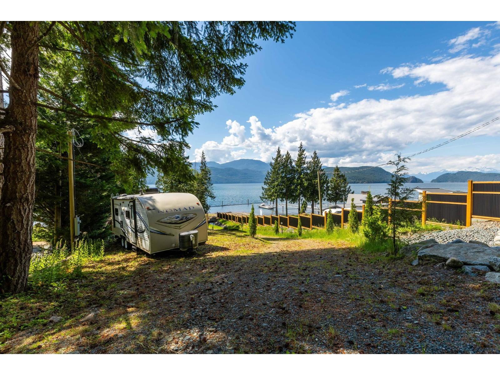 6535 ROCKWELL DRIVE, Harrison Lake, Harrison Hot Springs