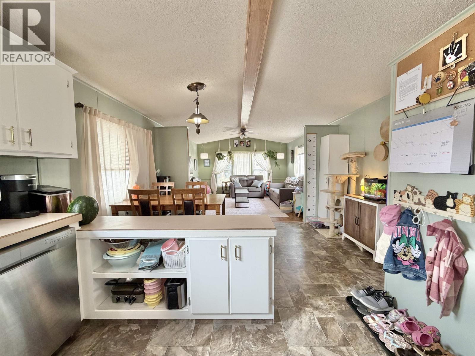 #83 770 N ELEVENTH AVENUE - Image 4