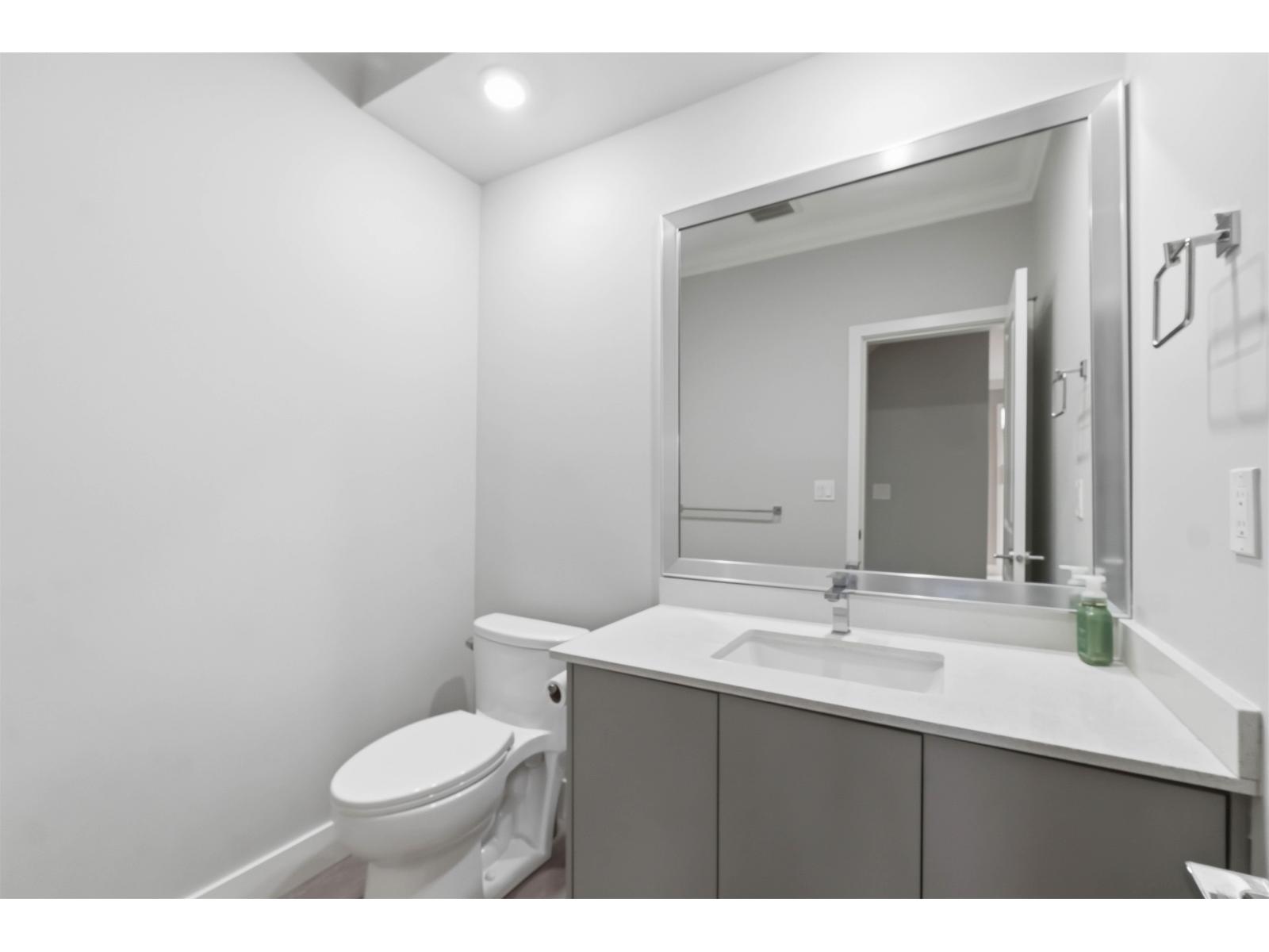 4 Bed, 4 Bath House for Sale in Surrey – 39 15633 MOUNTAIN VIEW DRIVE, Surrey – MLS# R3153360 - Image 20