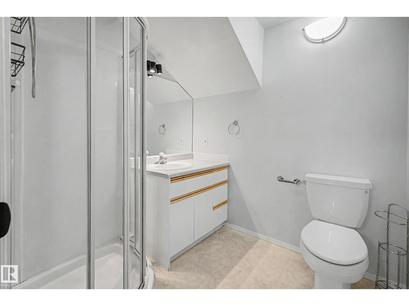 160 Mission AV - Image 37