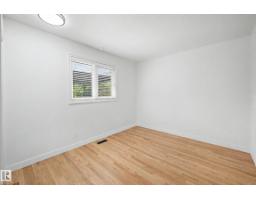 160 Mission Av, St  Albert, AB T8N2C7 Photo 21