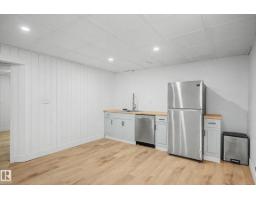 160 Mission Av, St  Albert, AB T8N2C7 Photo 32