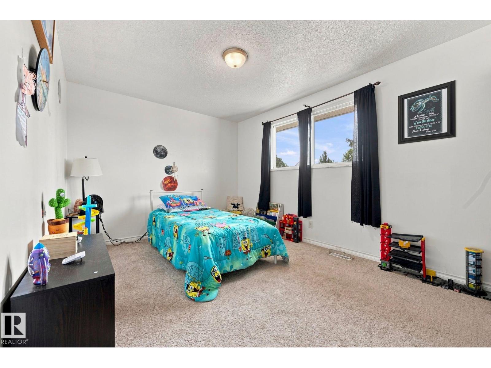 17303 82 AV NW - 17