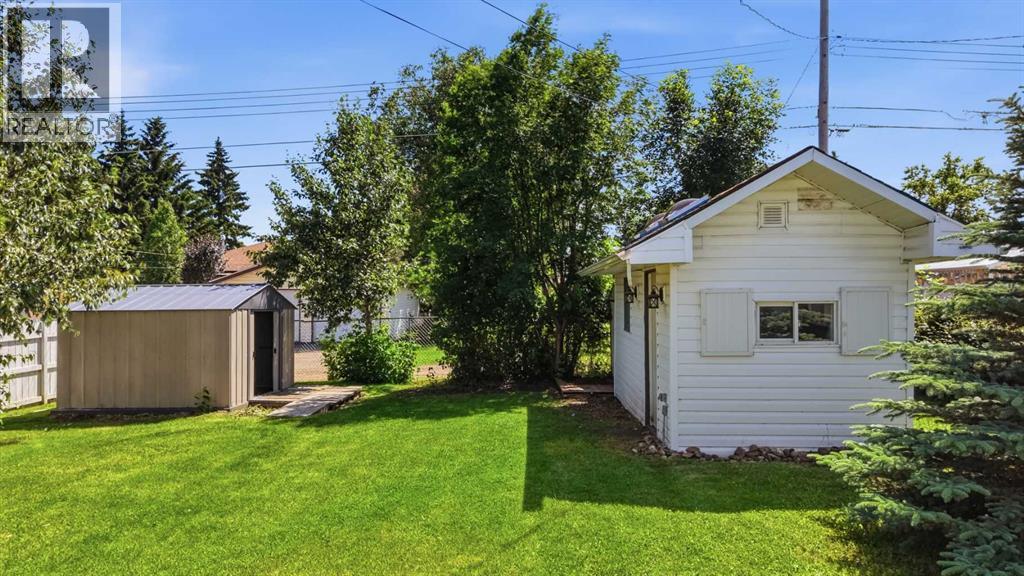 5017 61 Avenue Close - Photo 36