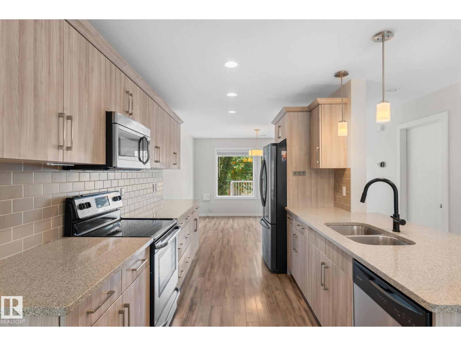 11840 122 ST NW - Image 12