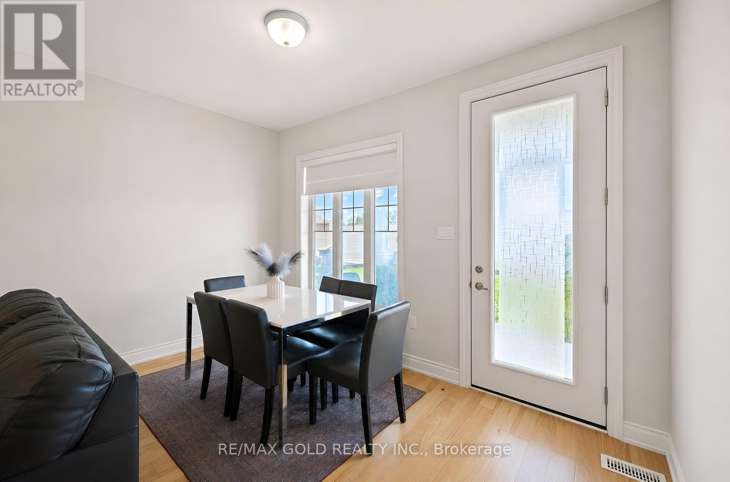 4 KIERNAN CRESCENT N - 15