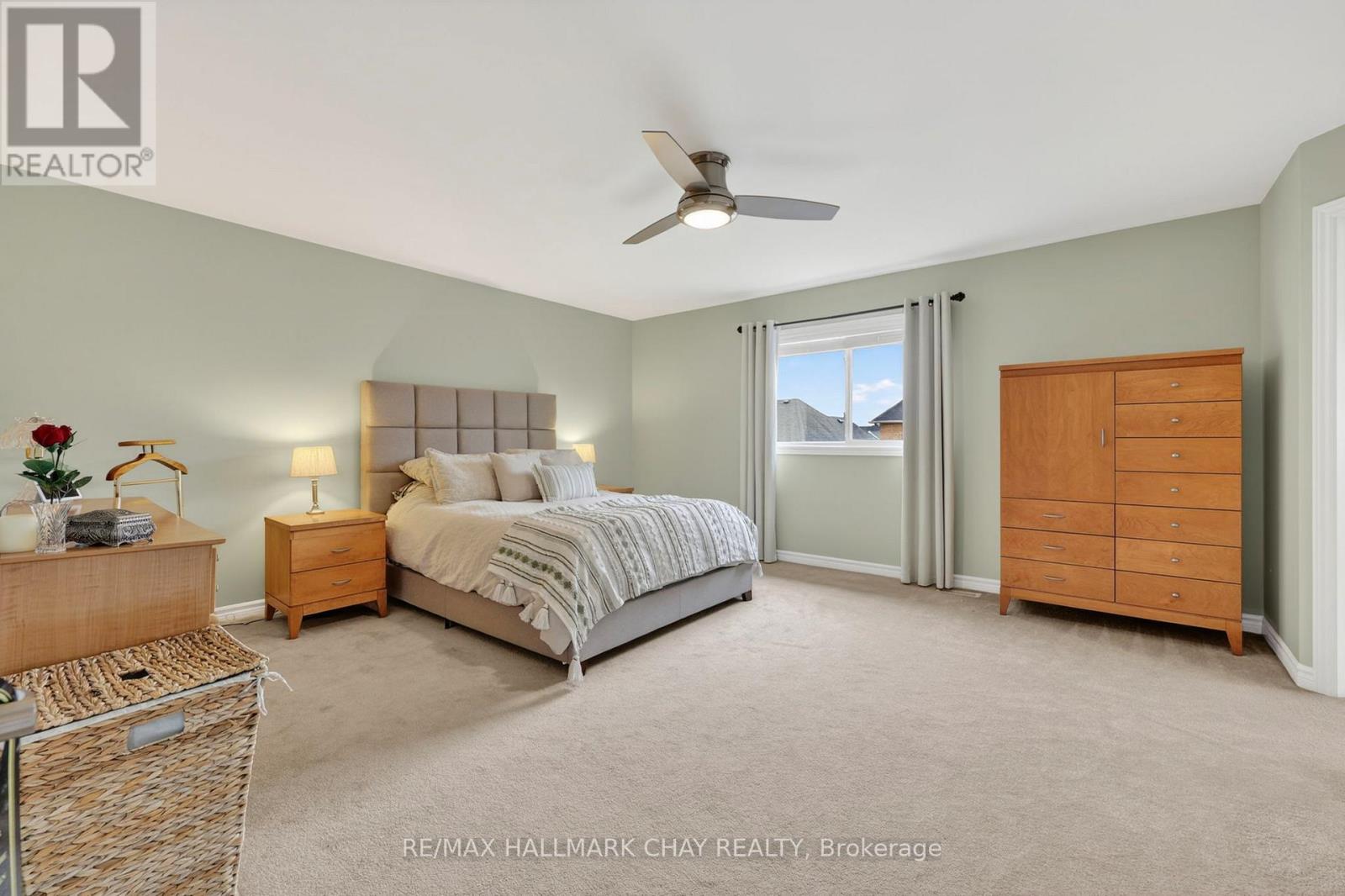 12 ORLEANS AVENUE - 22