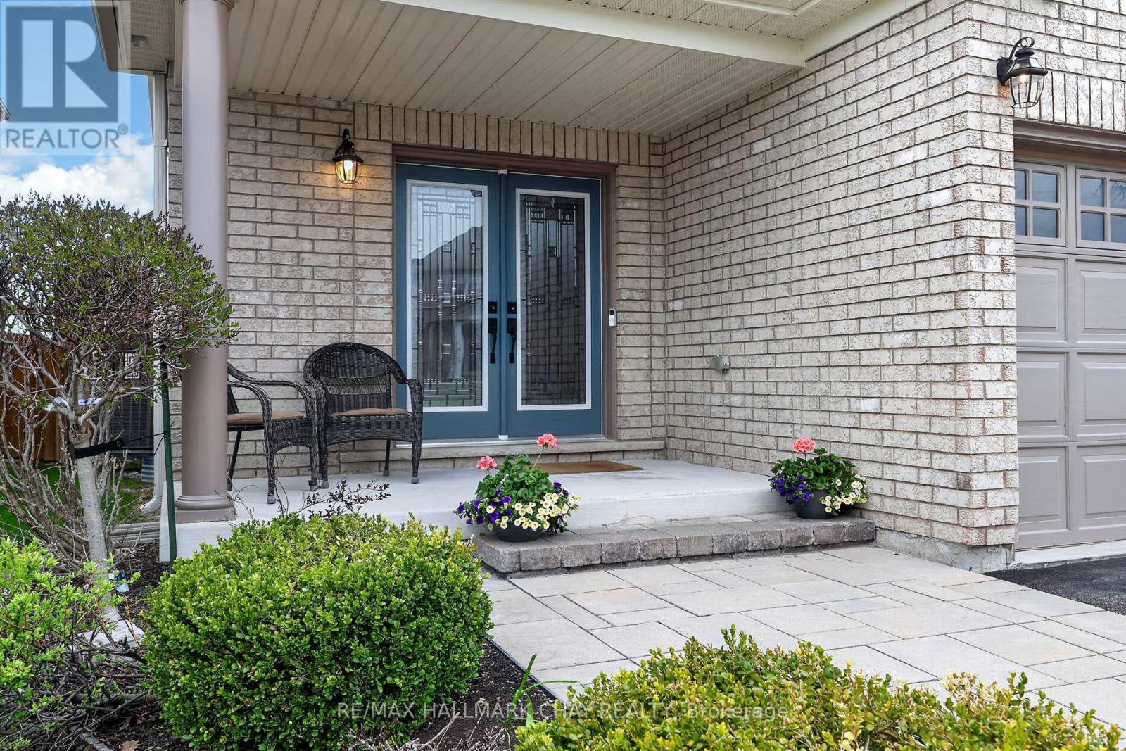 12 ORLEANS AVENUE - 4
