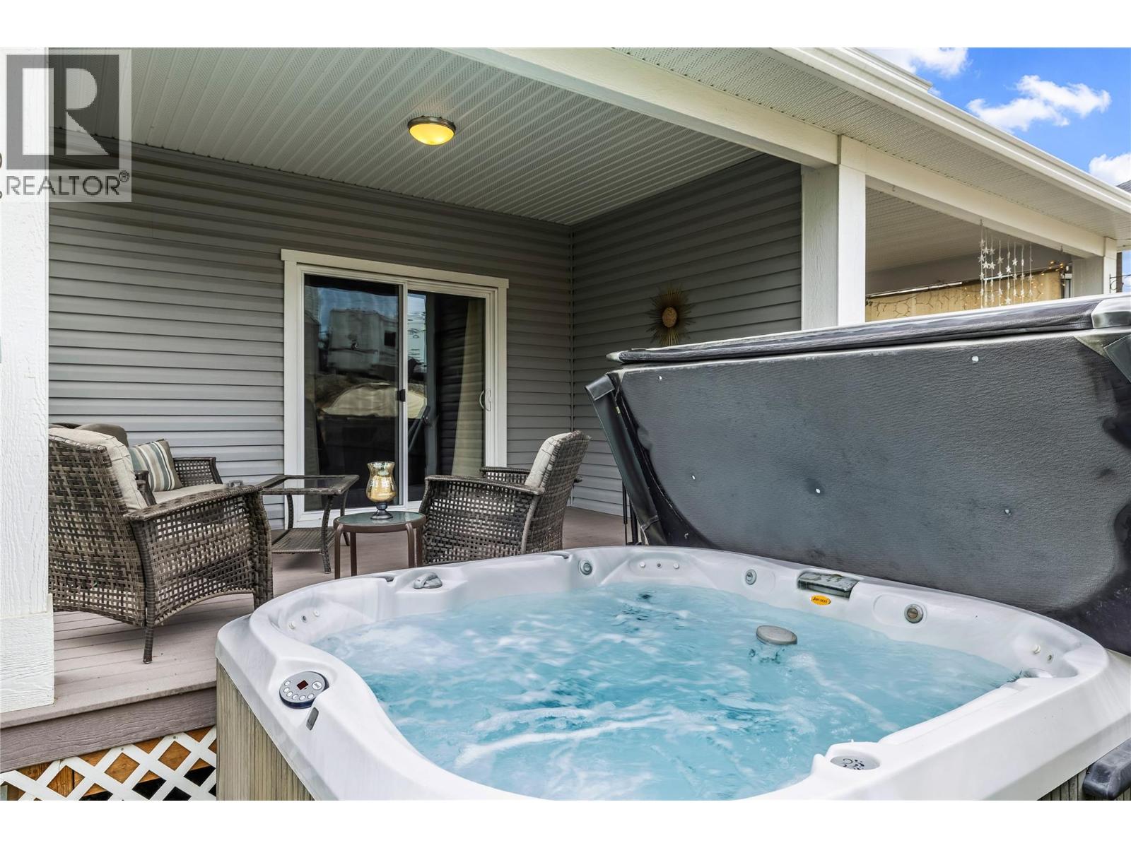 827 Juniper Road, Kelowna