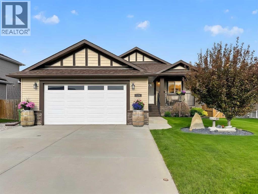 138 Hanson Drive NE - 1