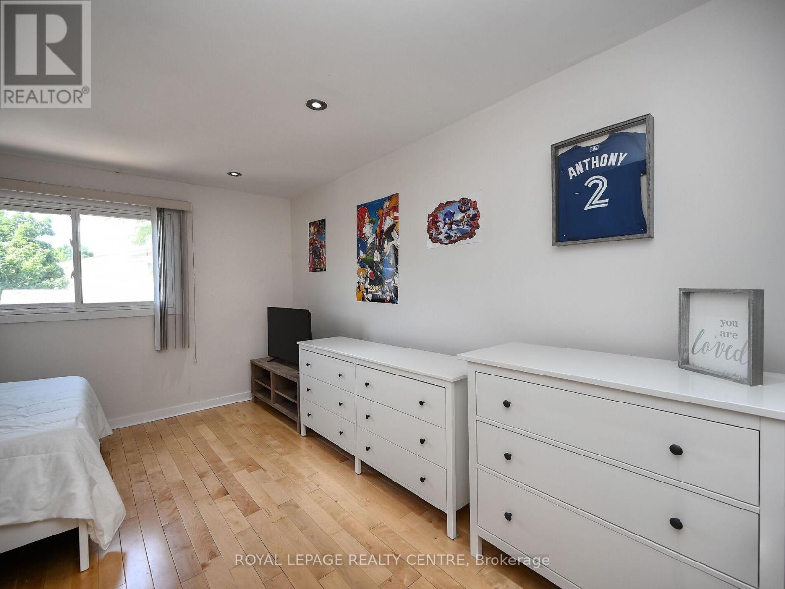 1221 KOS BOULEVARD - 16