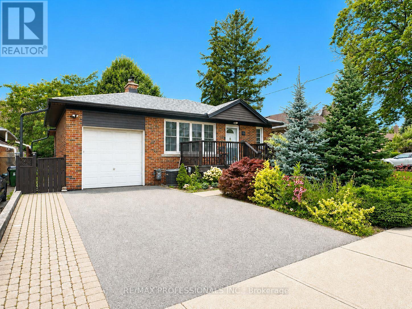 Photo of 102 Paulart Drive