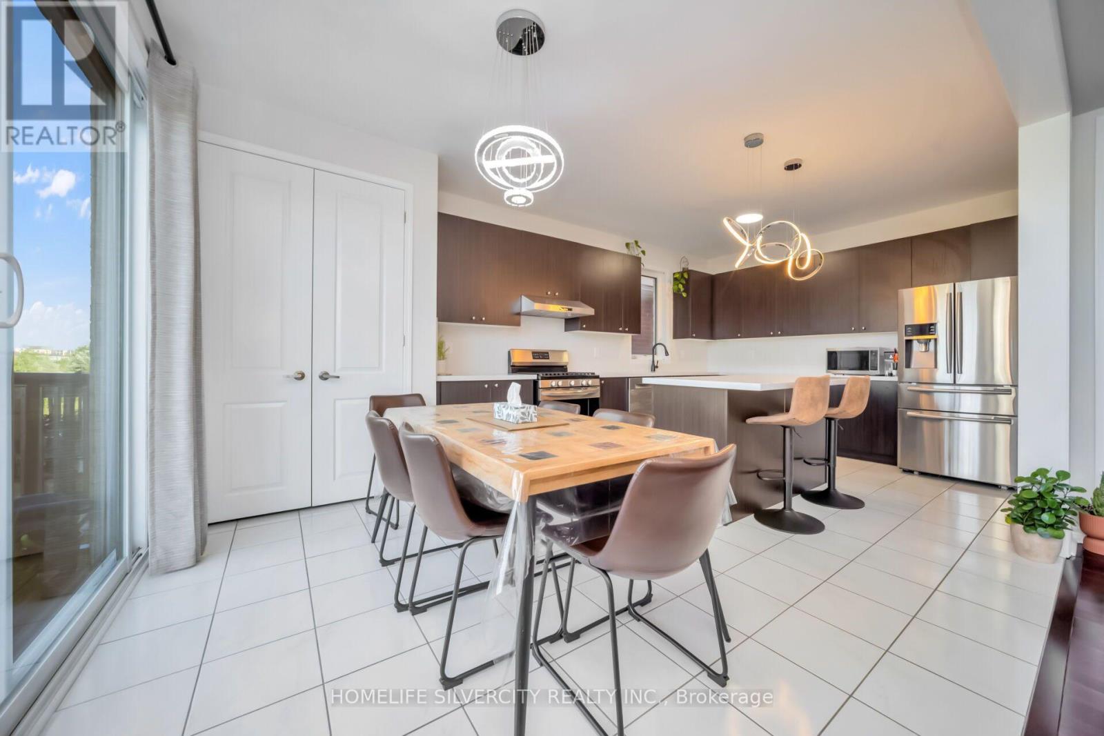 60 TYSONVILLE CIRCLE - 13