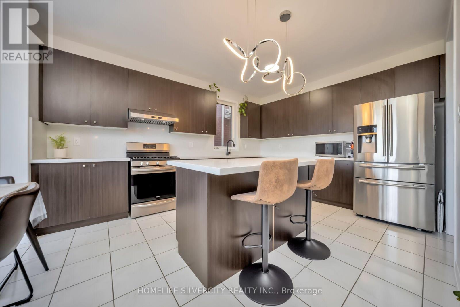 60 TYSONVILLE CIRCLE - 14