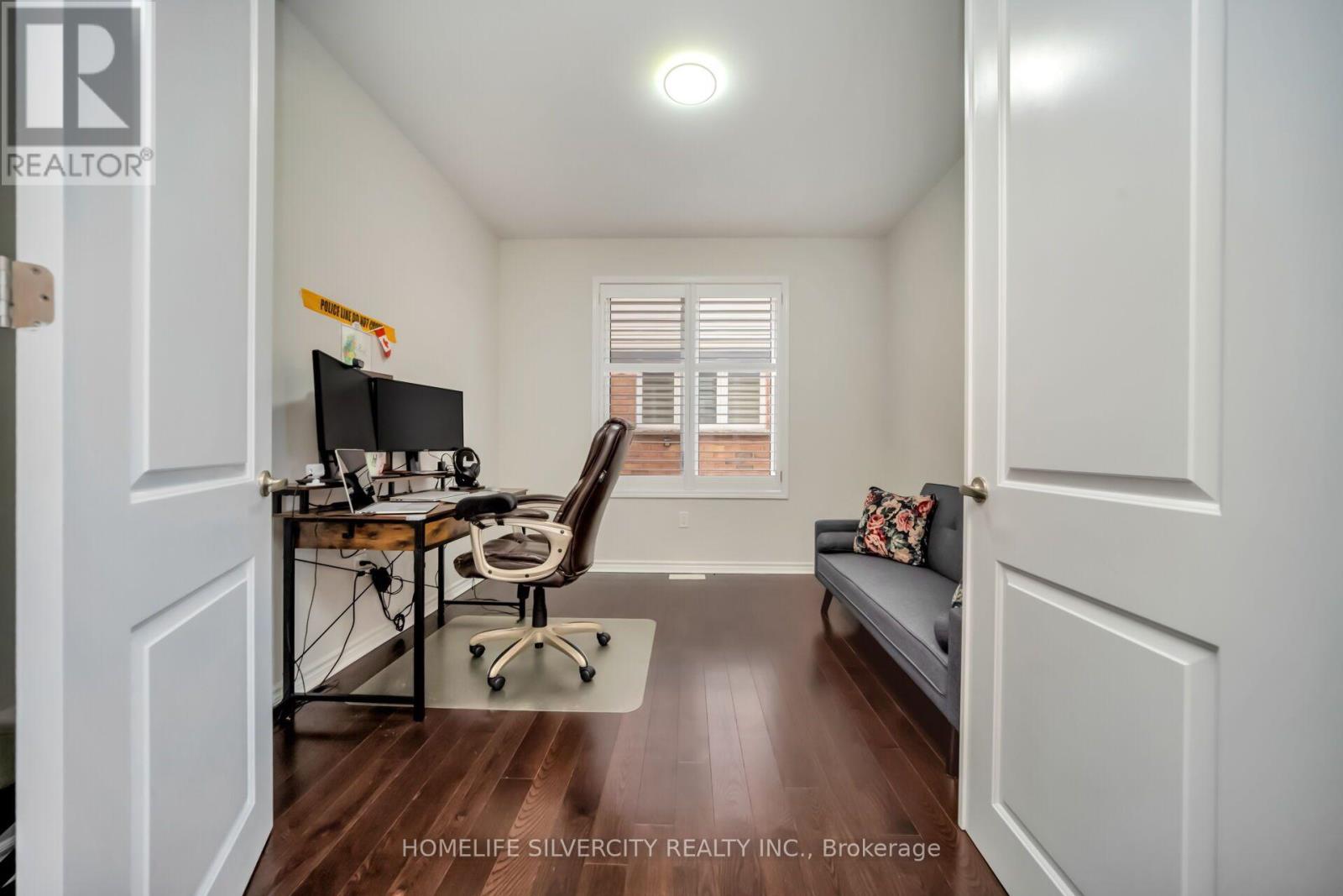 60 TYSONVILLE CIRCLE - 17