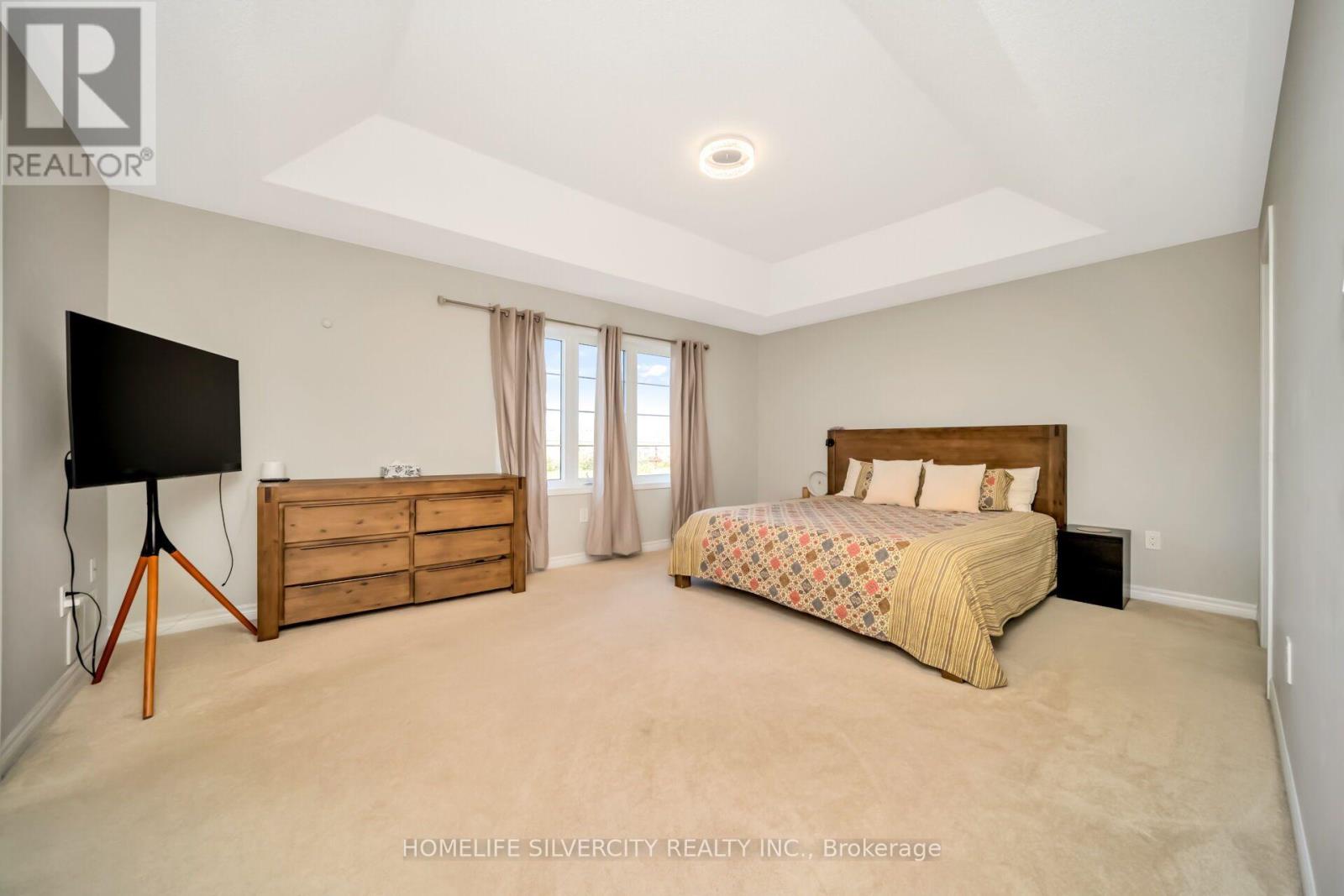 60 TYSONVILLE CIRCLE - 22