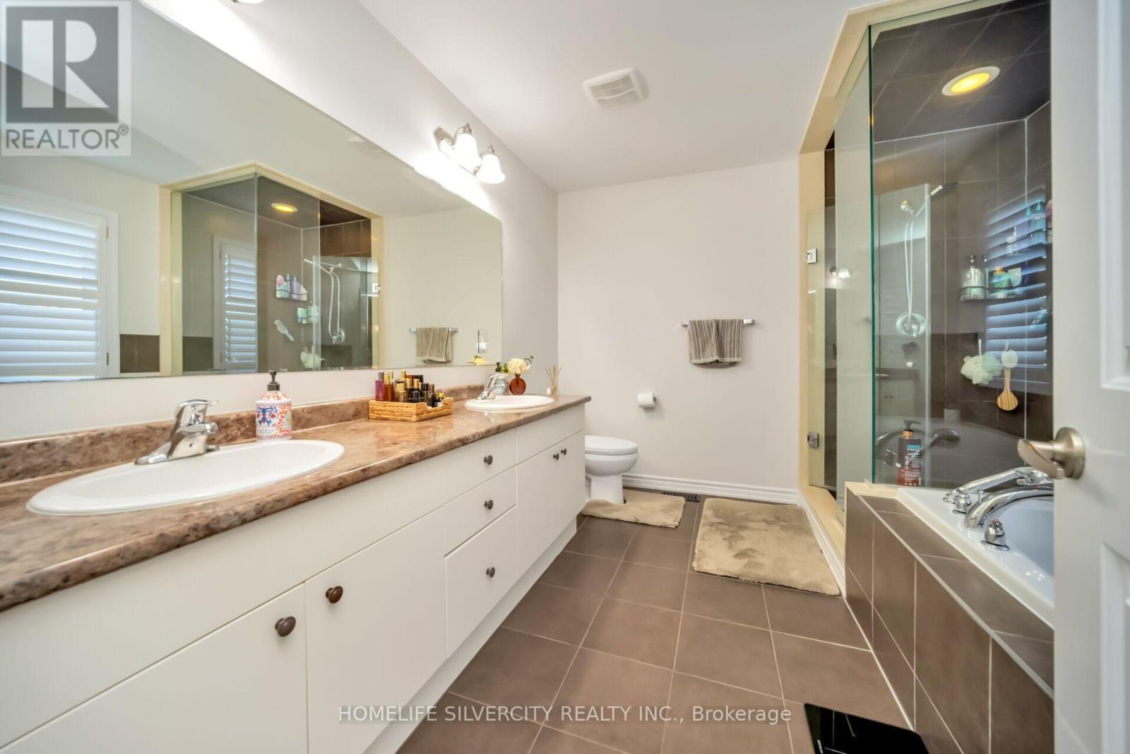 60 TYSONVILLE CIRCLE - 24