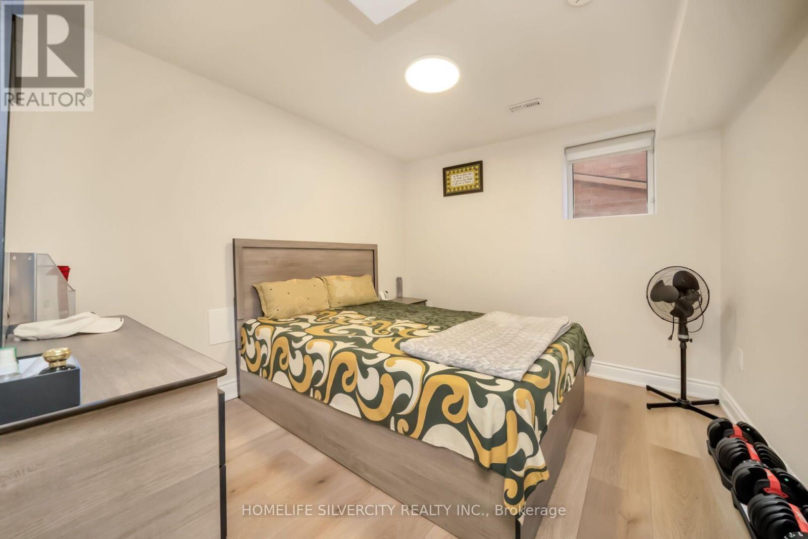 60 TYSONVILLE CIRCLE - 39