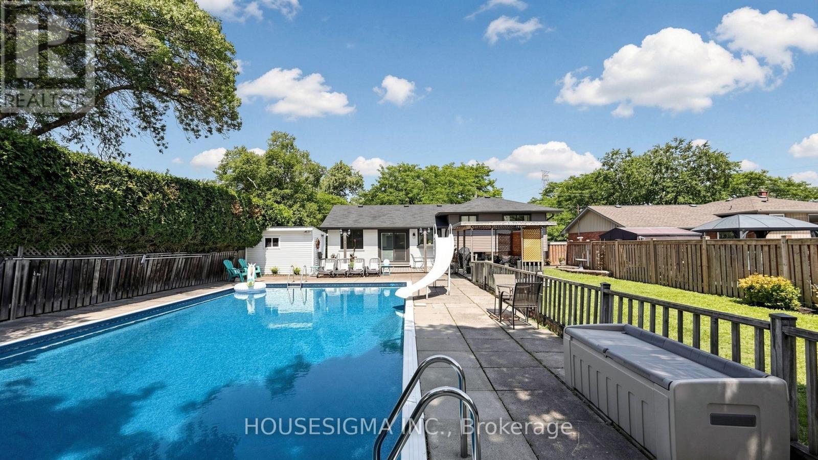 1486 BARKER AVENUE - 43