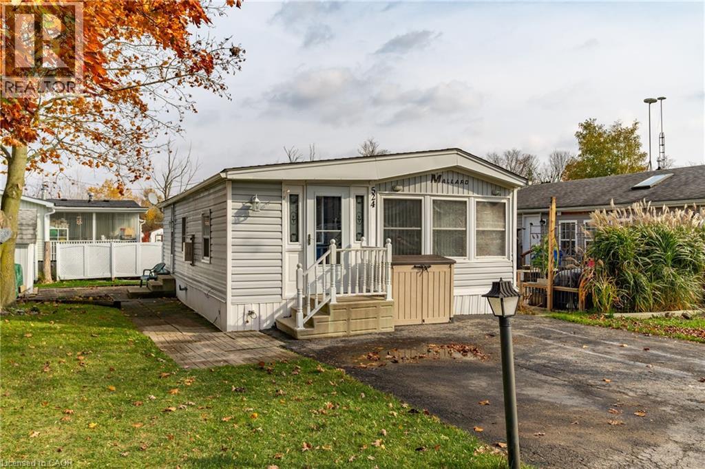 524 POPLAR Place