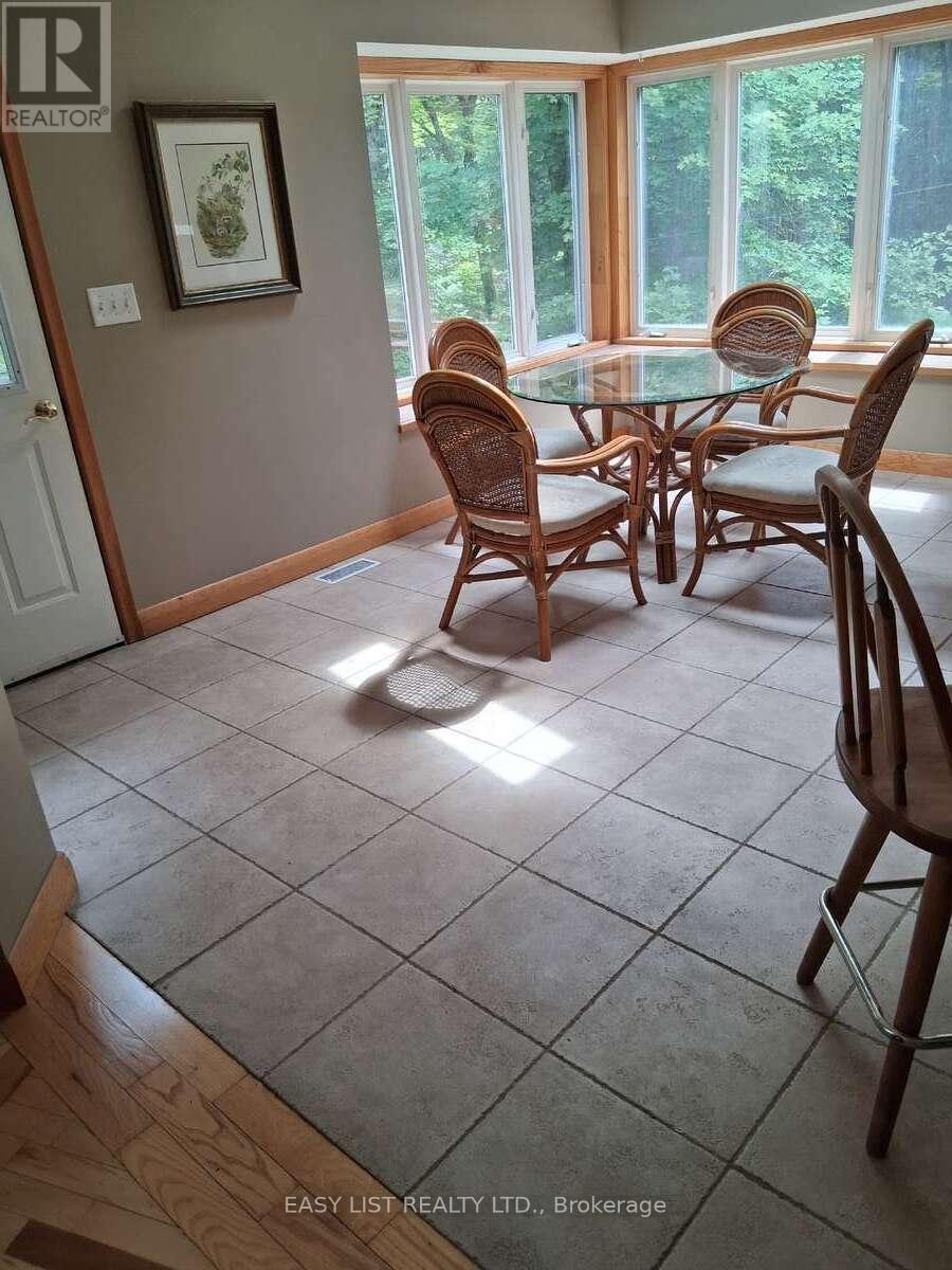 175 OLD MAN'S LAKE LANE - 8