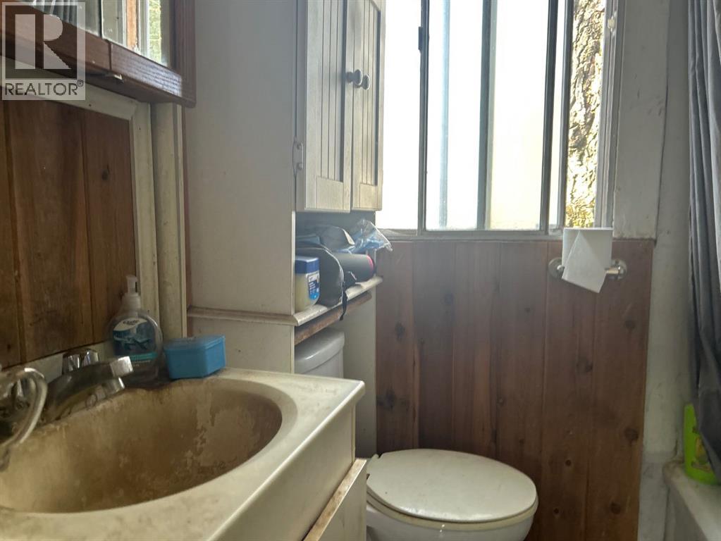 5013 53 Street - Photo 12