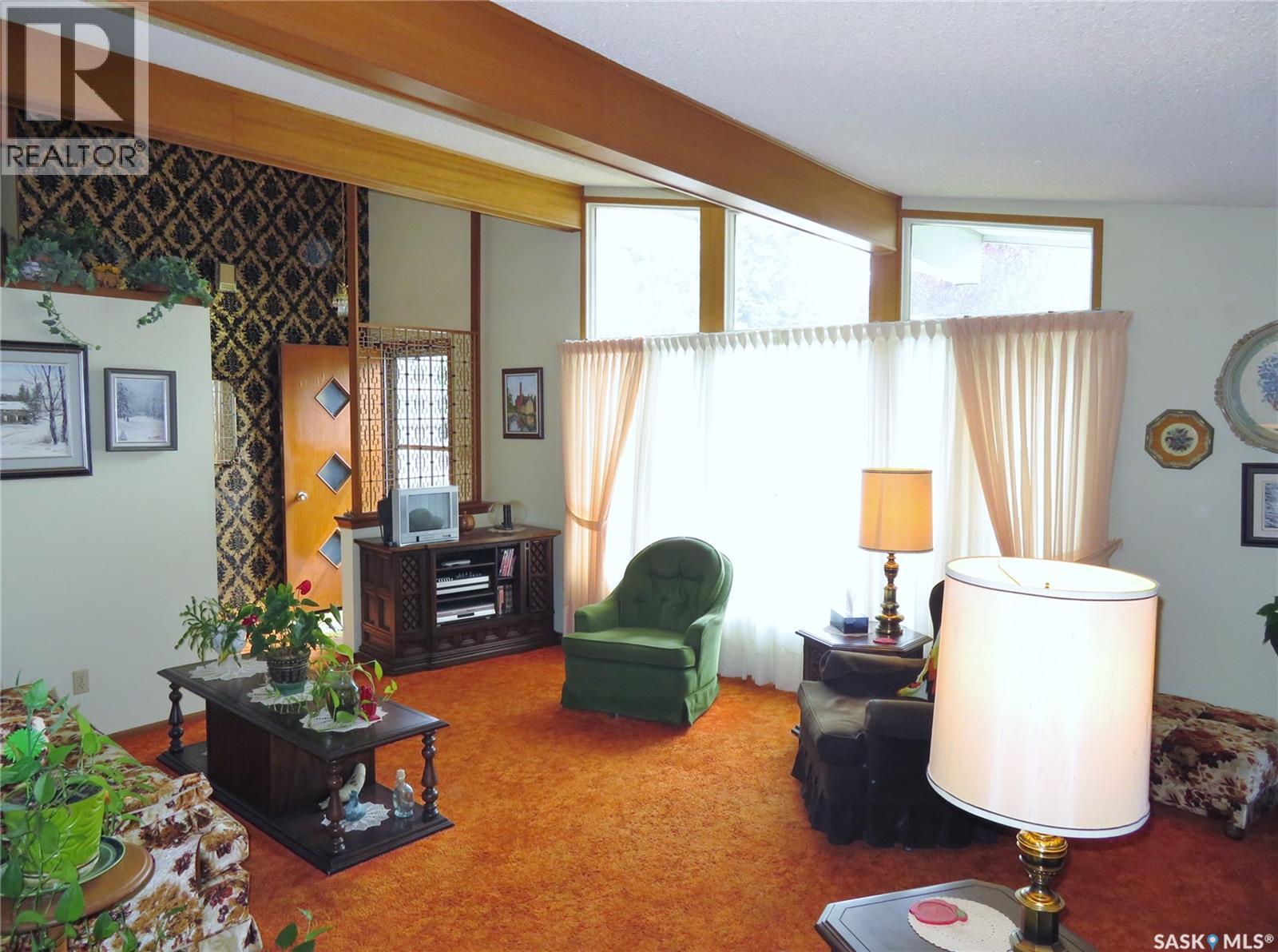 639 Acadia DRIVE - 3