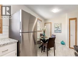 Bedroom - 2024 43 Street Se, Calgary, AB T2B1H4 Photo 8