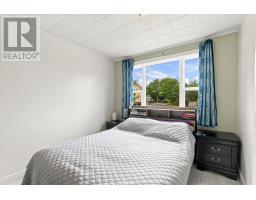 66 Pearce Avenue thumbnail 12