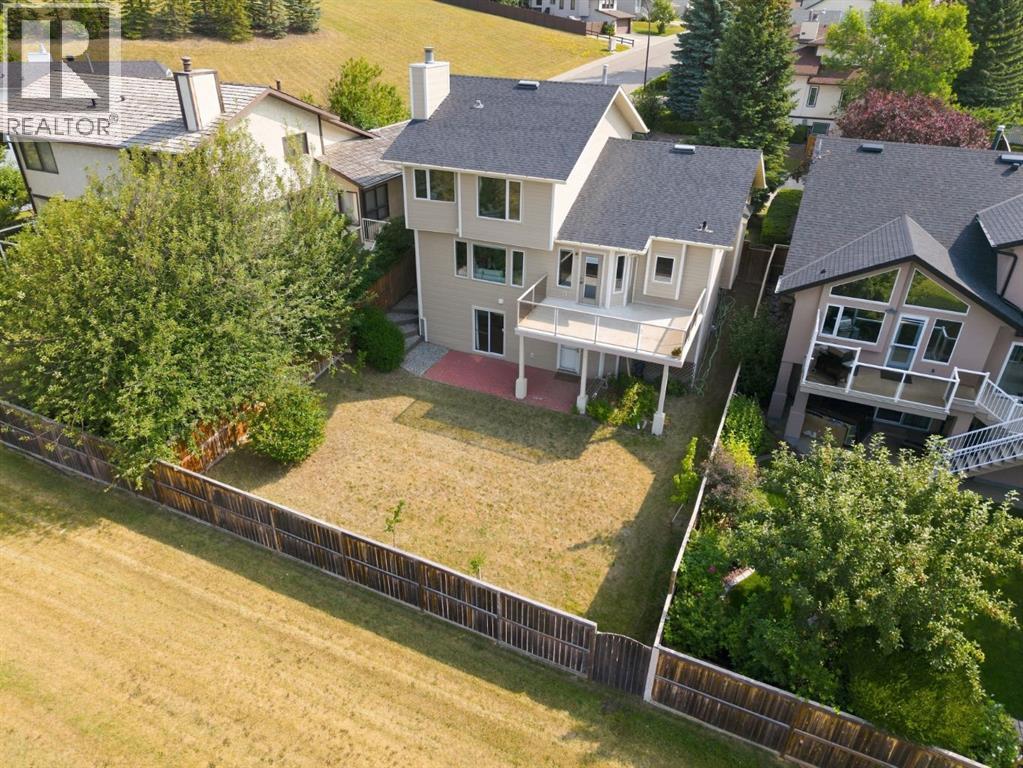 473 Hawkford Way NW - 2