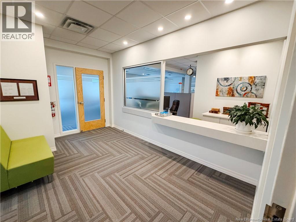 686 St. George Boulevard, Moncton — photo 5